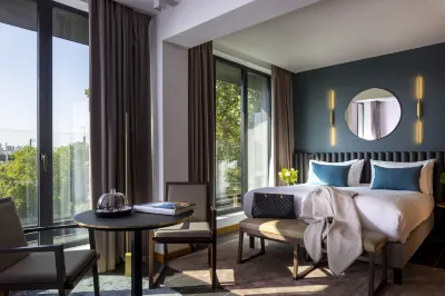 Howard Sur Seine - Asnieres Paris la Defense Hotels in Asnières-sur-Seine