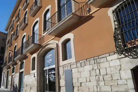 Urbi Apartments