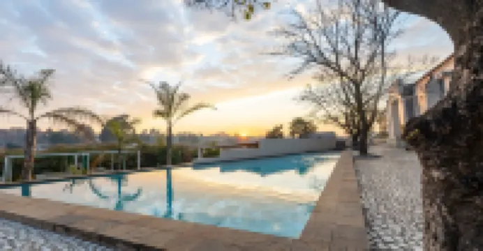 ANEW飯店和會議中心OR Tambo