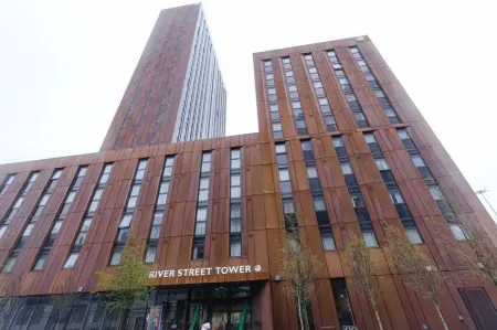 For Students Only Canvas Manchester Отели рядом с достопримечательностью «Библиотека Портико»