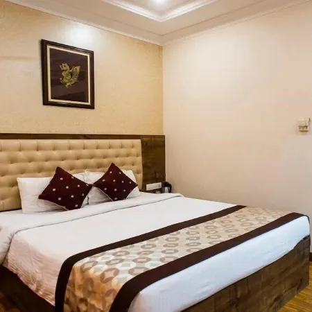 Wingston A TreeHouse Hotel, Mathura