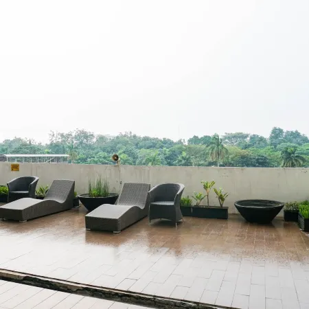 Cozy Minimalist Studio @ Taman Melati Margonda Apartment by Travelio