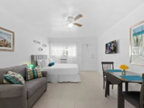 Sunset Inn - Hallandale Beach Hotels in Hallandale Beach