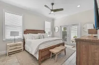 Walk to Seacrest Beach, Resort Pool Modern 3bdr Free Wheelin by Avantstay