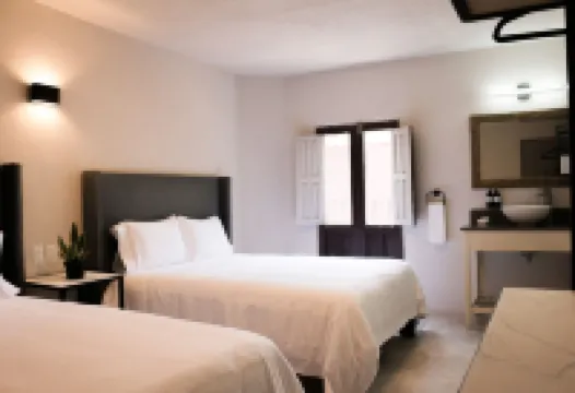 Casa Doper Relox Hotels near Church of Our Lady of Health