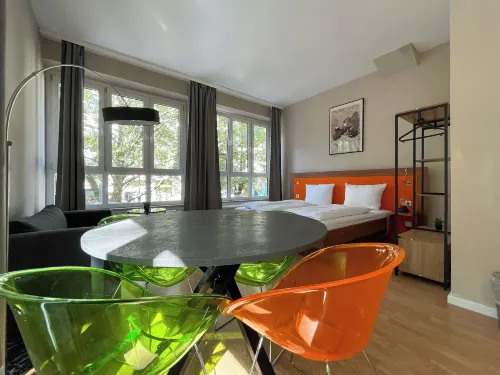 โรงแรมอัมเซนด์ลิงเงอร์ ทอร์