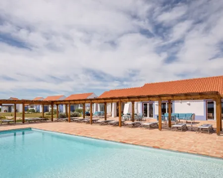 モンテ ダ ベンポスタ シネスのホテル