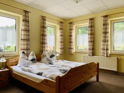Pension Weiberwirtschaft Hotels in Pockau