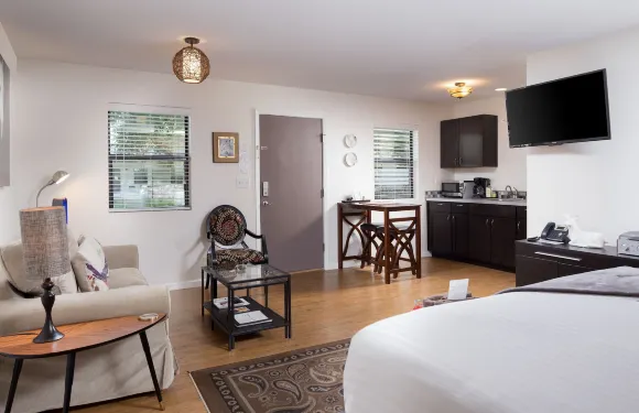 佛那弗洛拉酒店