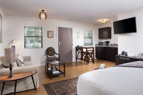 Hotel Flora and Fauna Hotels in Wimberley