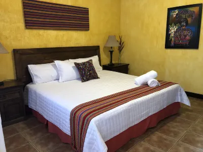 Casona del Conquistador Hotels near el cerrito, san miguel dueñas Park