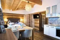 Hotel Alpennest - balcony