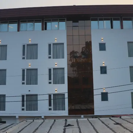Green Hotel - Behind Parmarth Niketan