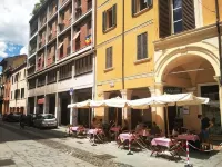 13- Tourist House Bologna Pratello - Self Check-IN