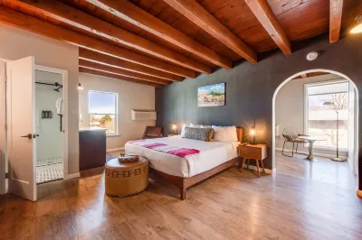 Taos Motor Lodge
