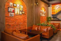 Central Boutique Hotel - Parkplatz