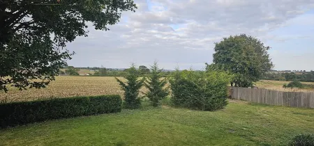 Relaxing Room with Ensuite Rutland Point