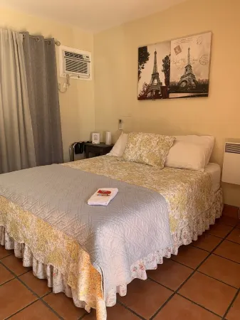 Villa Brasil Motel Отели рядом с достопримечательностью «Yo San University of Traditional Chinese Medicine»