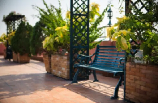 كاي سي بليس سريناكارين Hotels near السوق اليلي