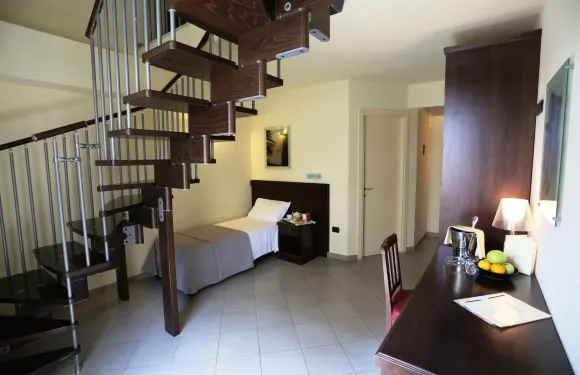 阿爾巴努歐瓦酒店