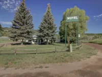 The Lodges of Oak Creek Hotels in Routt County