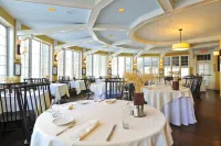 Avon Old Farms Hotel - Pet friendly