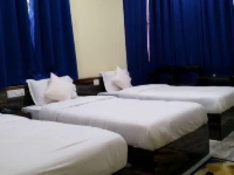 熱帶套房酒店 彭措林酒店