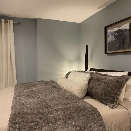Rocky Mountain Lakefront Home close to Denver