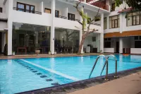Woodnest Windmill Beach Hotel