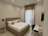 Domus Milone Hotels near Naples Cathedral