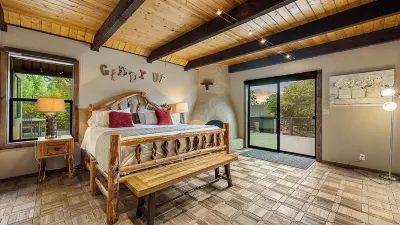 Enjoy a Mesmerizing Nature Retreat in the Pines of Payson Hotels in der Nähe von Northern Gila County Historical