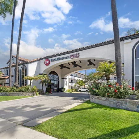 Best Western Plus Newport Mesa Inn