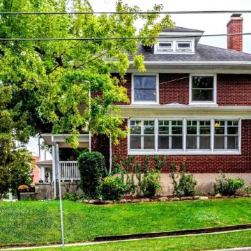 Charming 4 Bedroom home in the heart of Elgin