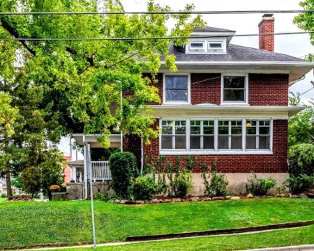 Charming 4 Bedroom home in the heart of Elgin Hoteles en Elgin