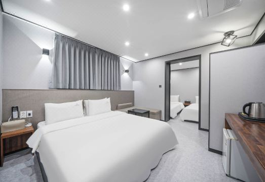 루카스호텔 조식 공간