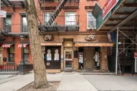 Charming Retreat with Fully Equipped Kitchen - Cozy Urban Oasis