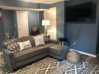 Cozy Space Downtown Waynesboro Close to Parkway Hotels in Waynesboro
