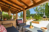 SON LLANERAS VILLA - NEAR ES TRENC, MALLORCA, RELAXING GETAWAY, POOL, A/C, WIFI