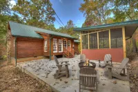 Fire Pit, Hot Tub and Sunroom - Cozy Mountain Retreat