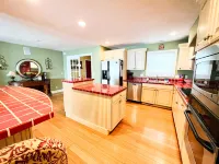 Spacious Home with Sauna and Fire Pit - Stunning Waterfront Retreat