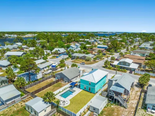 Exquisite Luxury Oasis with Private Pool & Spa Hotels in Upper Grand Lagoon