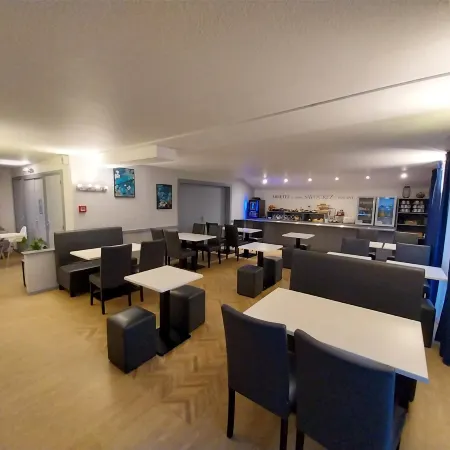 Kyriad Hôtel la Fleche