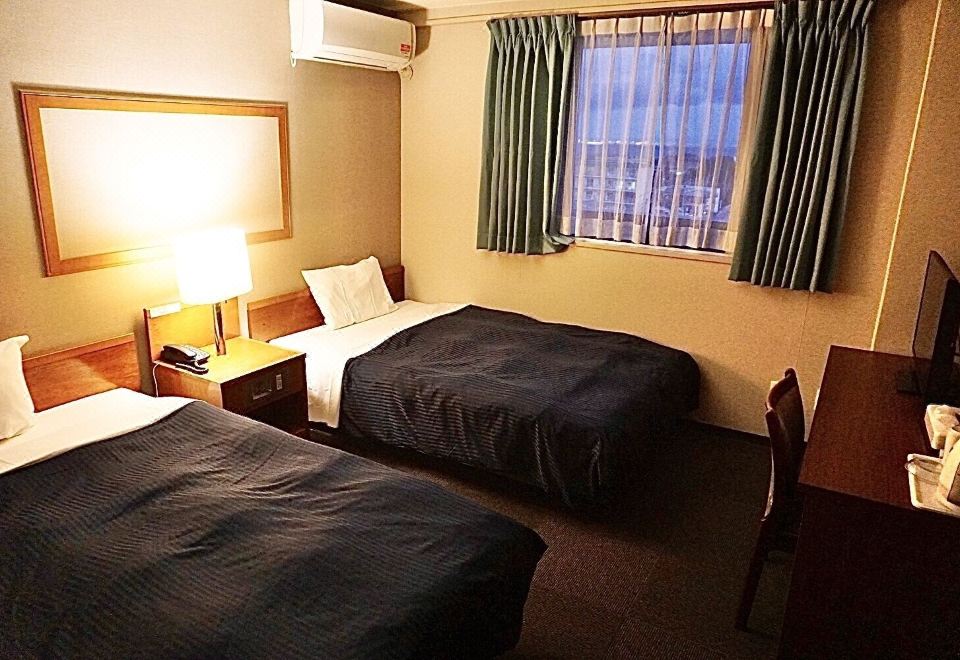 4. 호텔 더 넥스트..