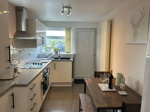 1-Bed House Sleeps 4 Free Parking - 홈스테이