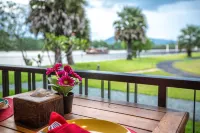 Kampot River Residence - Mountain View