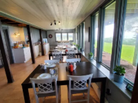 The Cliffside Inn Hotels in Kings County