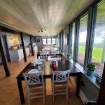 The Cliffside Inn Hotels in Kings County