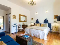 Geronimo Guest House Belém Отели рядом с достопримечательностью «Башня Торре-де-Белен»