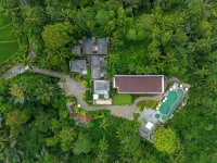 Hoshi Jungle Resort