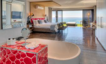 Sea Star Rocks Boutique Hotel
